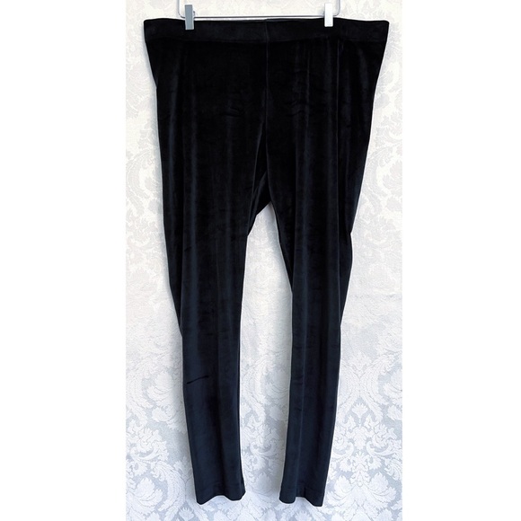 Old Navy Women's Black High Waisted Velvet Leggings Plus Size 2X EUC Sleek Comfy - Picture 2 of 4